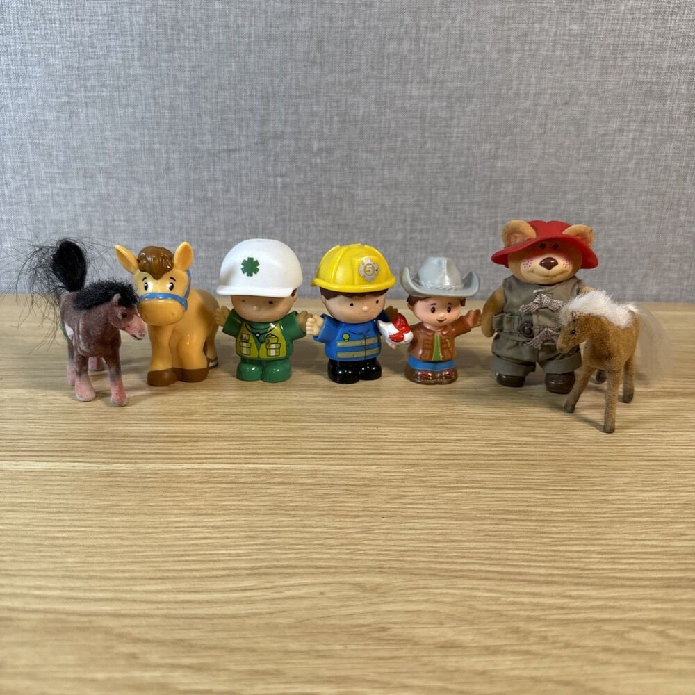 Fisher Price Little People Farm Lot W/ Farmer Chicken, 1986 Furskins Bear